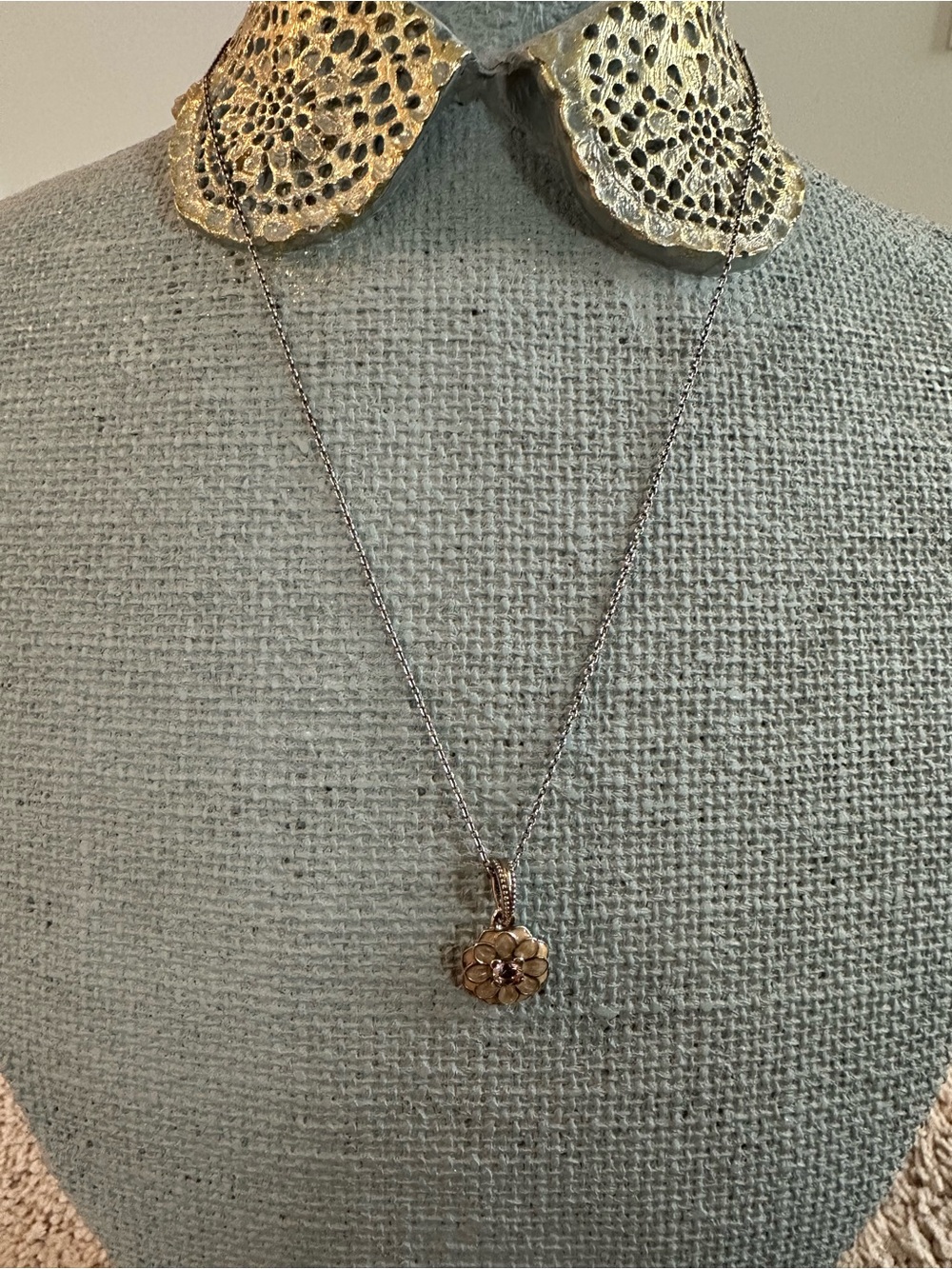Pandora Floral Pendant Necklace - Silver with pink stone